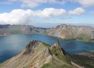 Khám phá vẻ đẹp hùng vĩ của núi Trường Bạch khi du lịch Trung Quốc Khám phá vẻ đẹp hùng vĩ của núi Trường Bạch khi du lịch Trung Quốc